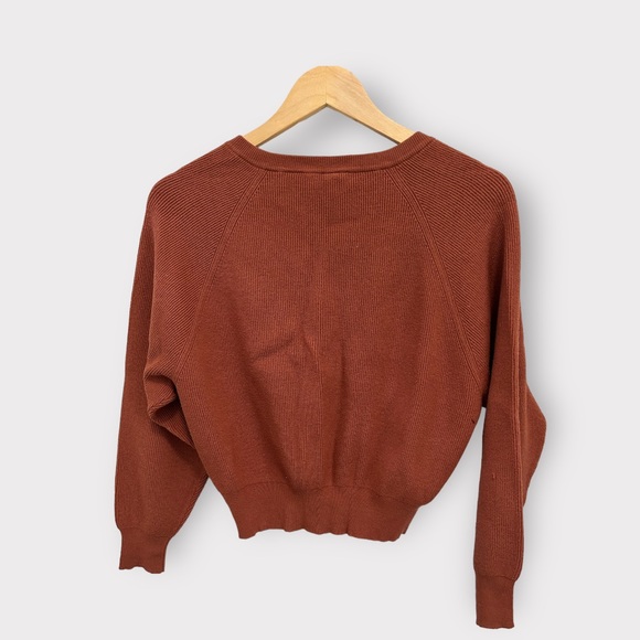 V neck sweater - Picture 2 of 2